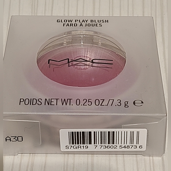 MAC Glow Play Blush 0.25 Ounce Rosy Does It New - Picture 1 of 3